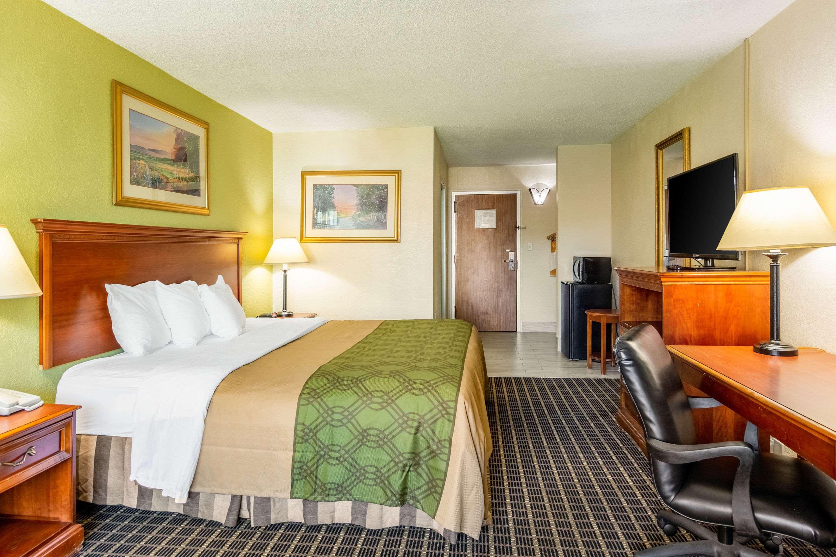 Rodeway Inn Central Ричмонд Экстерьер фото