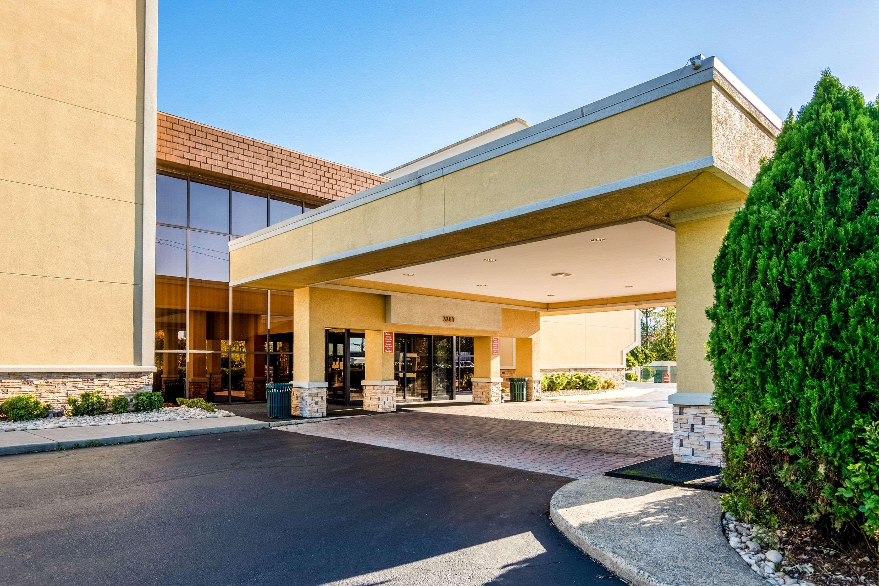 Rodeway Inn Central Ричмонд Экстерьер фото