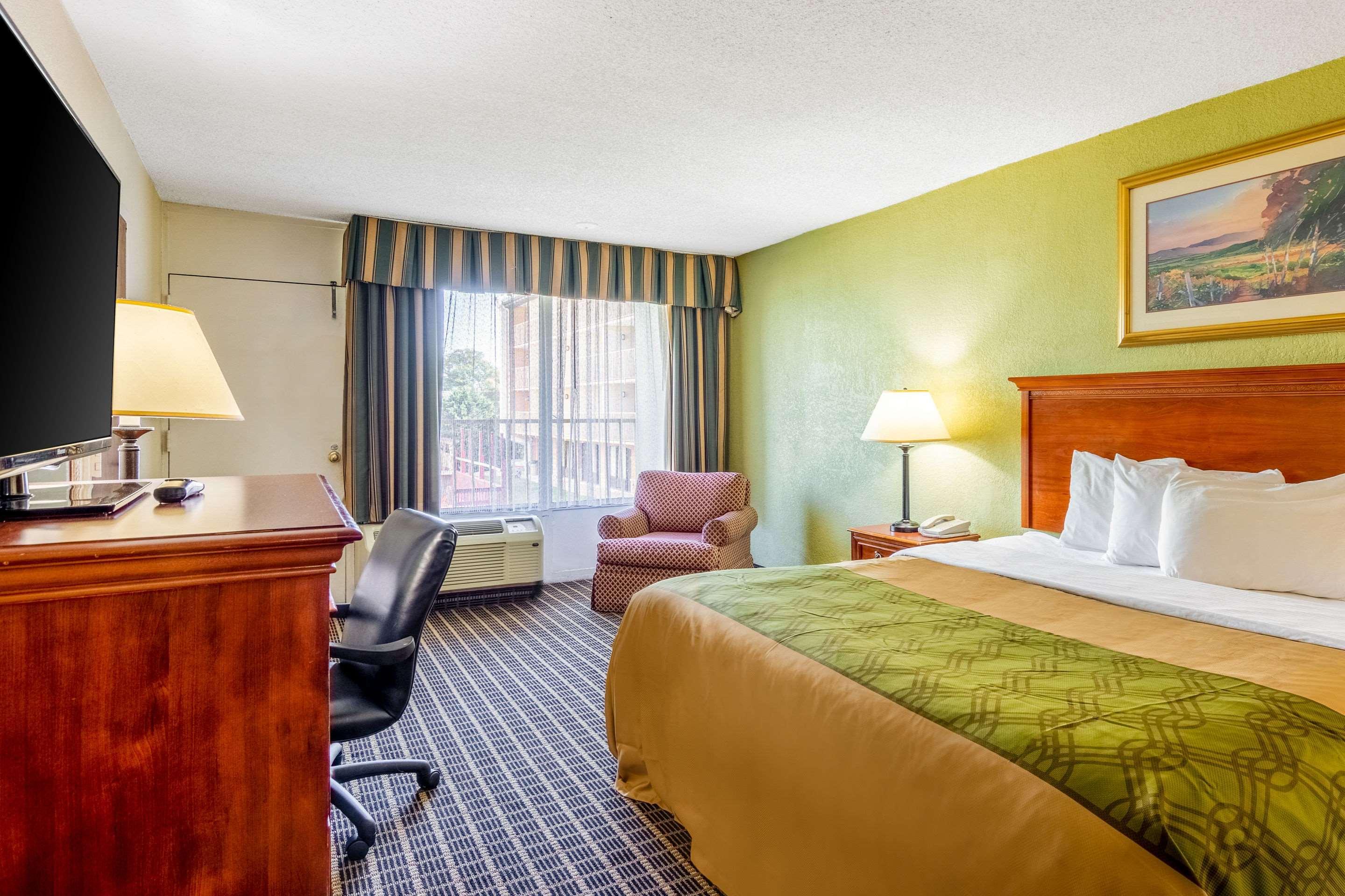 Rodeway Inn Central Ричмонд Экстерьер фото